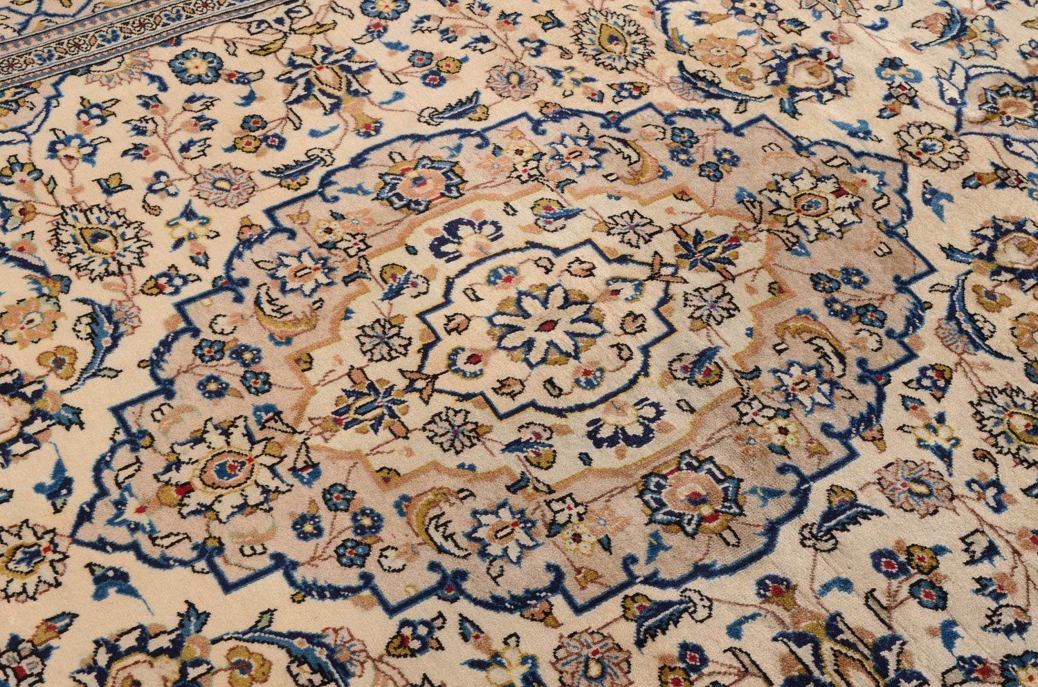 Perserteppich - Keshan 305 x 198 cm - beige - Image 2